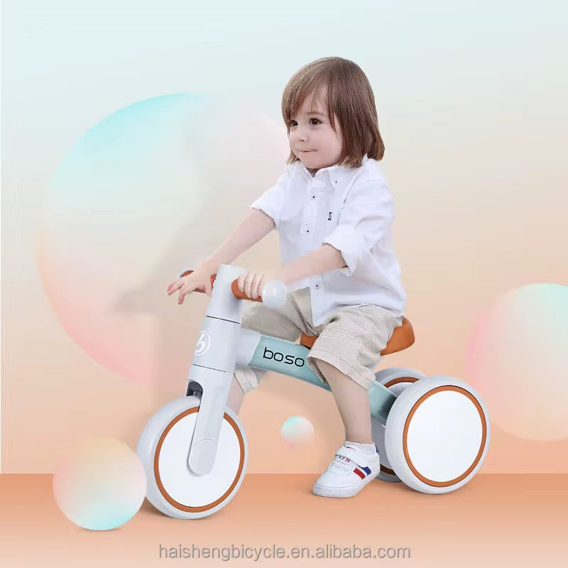 Triciclo de Equlibrio Boso Rosa Modelo