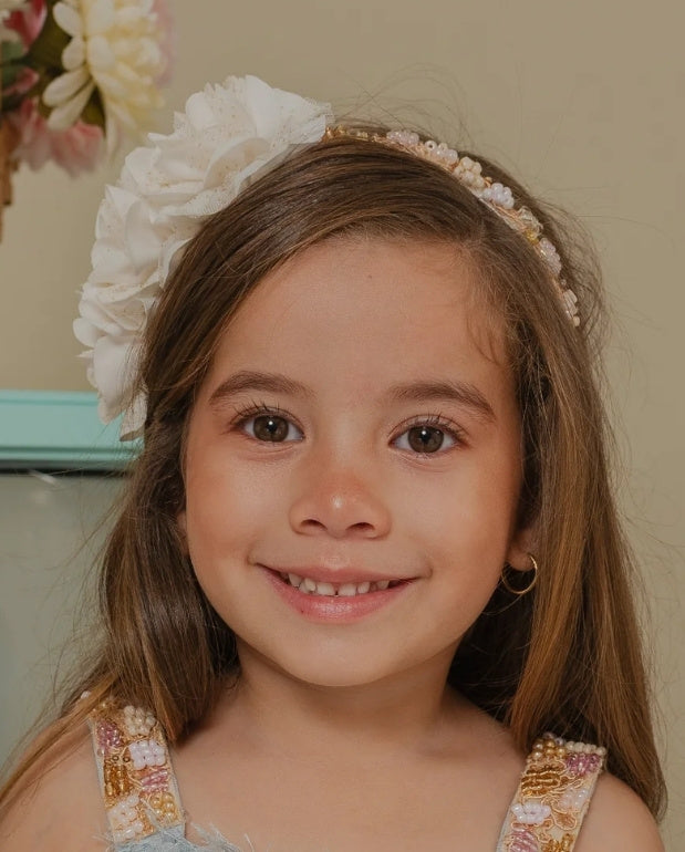 Balaca Flores Detalle Blanco estilo 