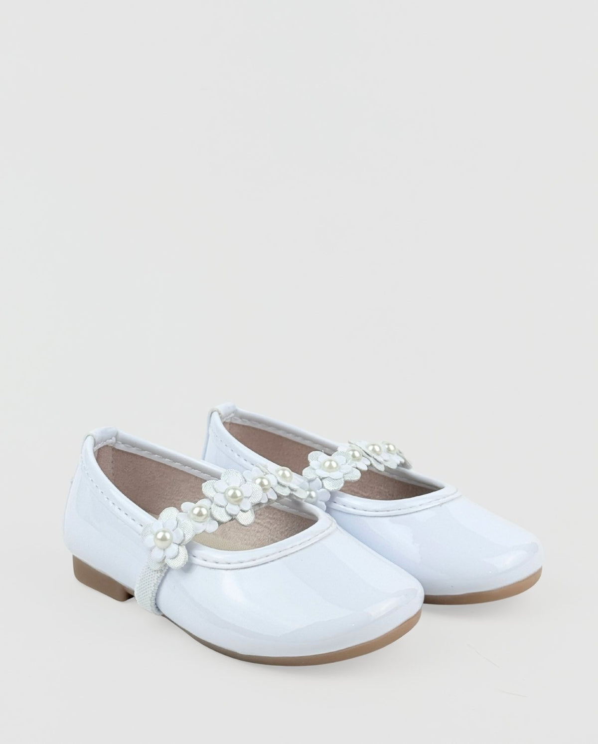 Baletas Charol Detalle Flores Blanco