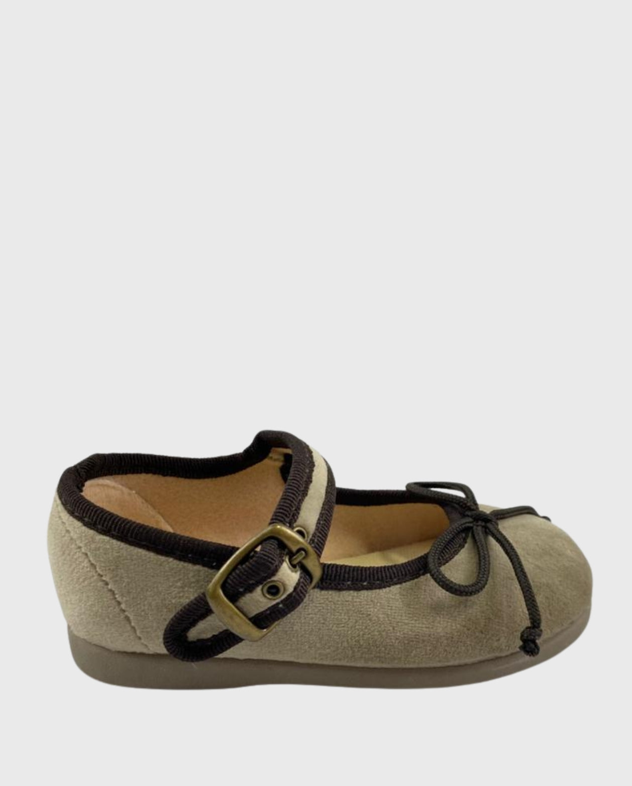 Baletas Mercedez Con Hebilla Beige Tokolate perfil 