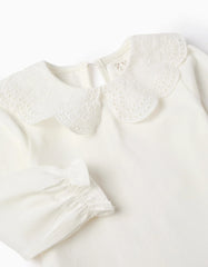 Blusa Cuello Ojalillo Blanco Zippy detalle