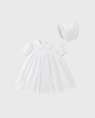 Vestido Ceremonia Encaje Bordado y Gorro Blanco estilo