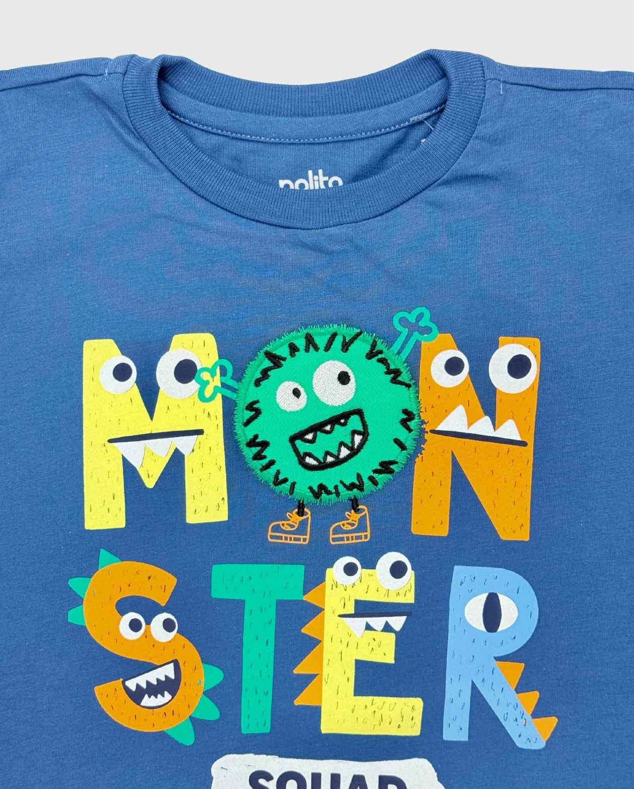 Camiseta Estampado Moustros Squad Detalle