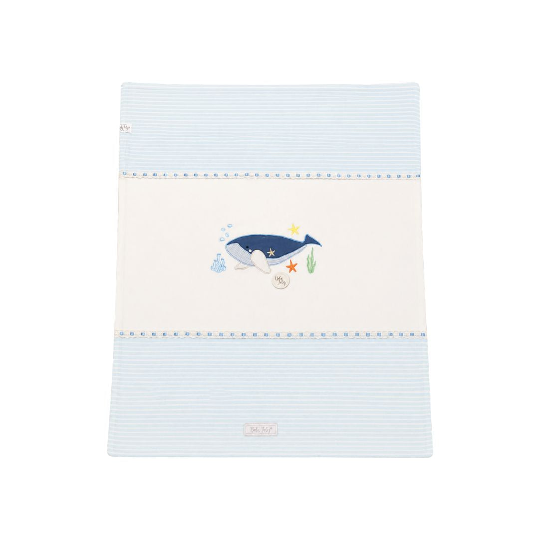 Cobija Premium Bordado Pasacintas Ballena Azul diseño