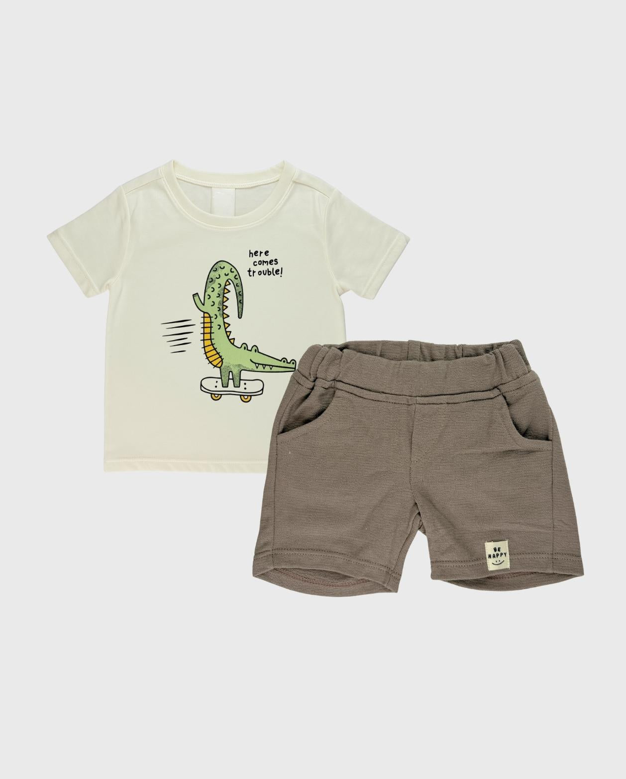 Conjunto Bermuda Dino Cafe