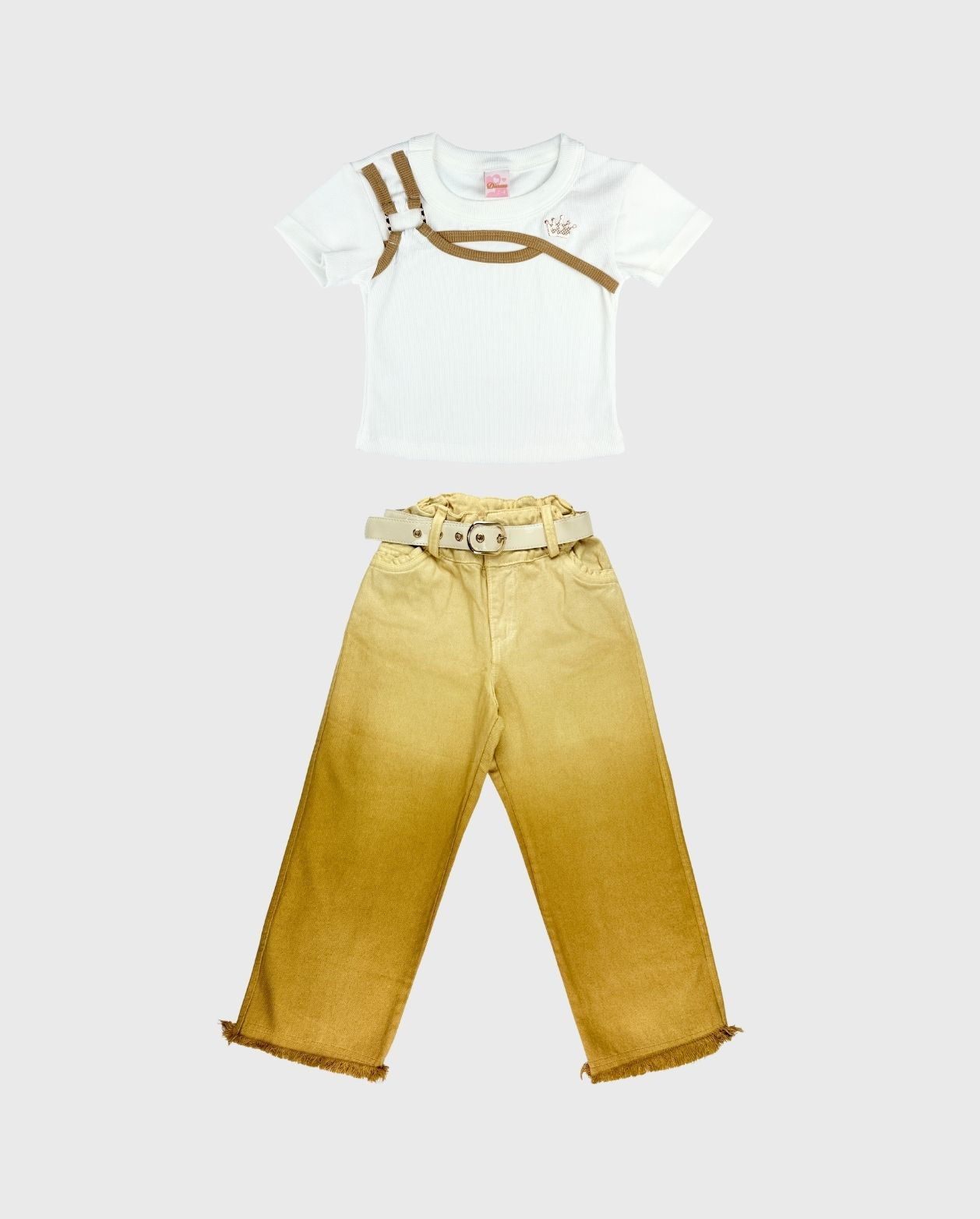 Conjunto De Pantalón y Blusa Con Corona Amarillo
