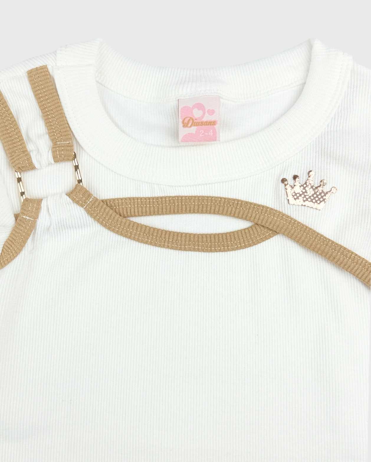 Conjunto De Pantalón y Blusa Con Corona Detalles