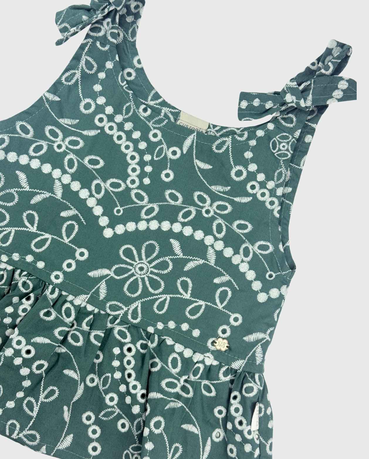 Conjunto Short Ojalillo Flores Verde