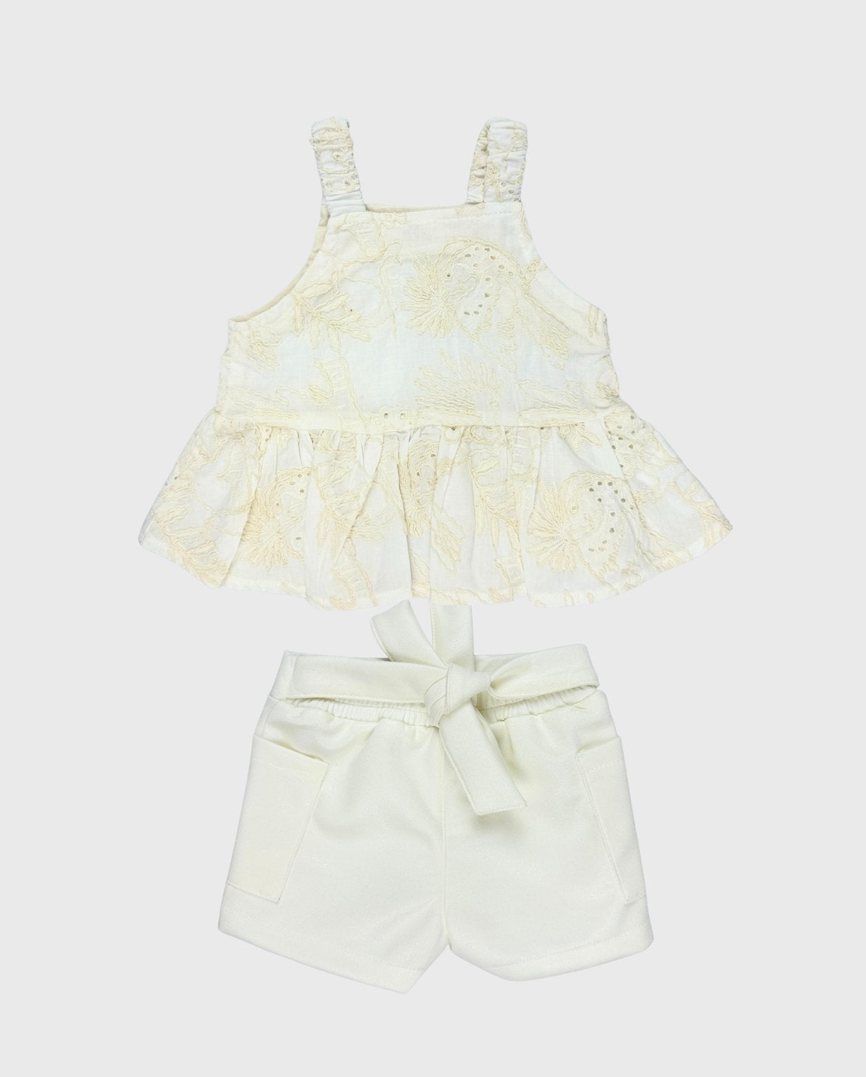 Conjunto Short y Blusa De Ojalillo Blanco