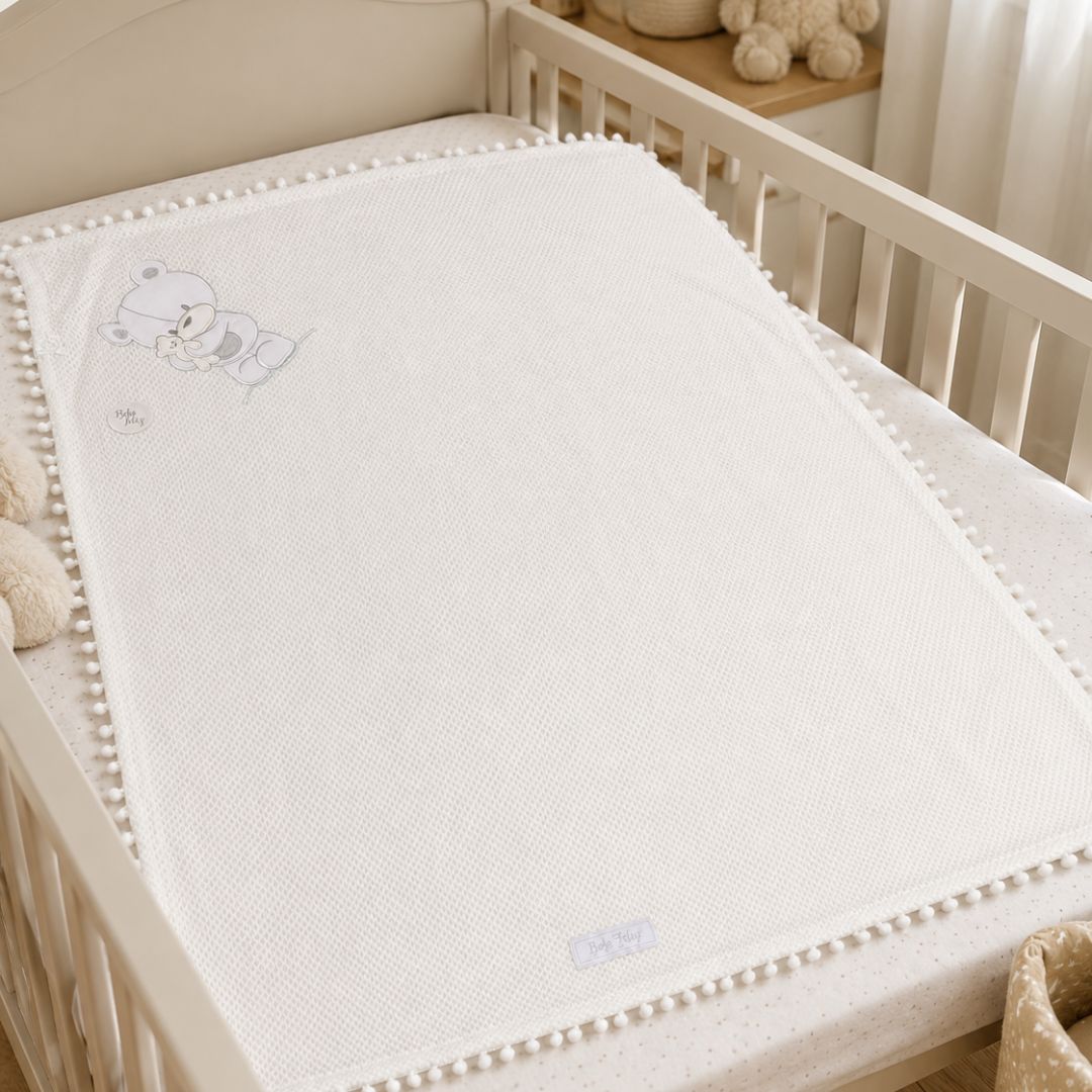 Cobija Premium Bordado Encaje Crema