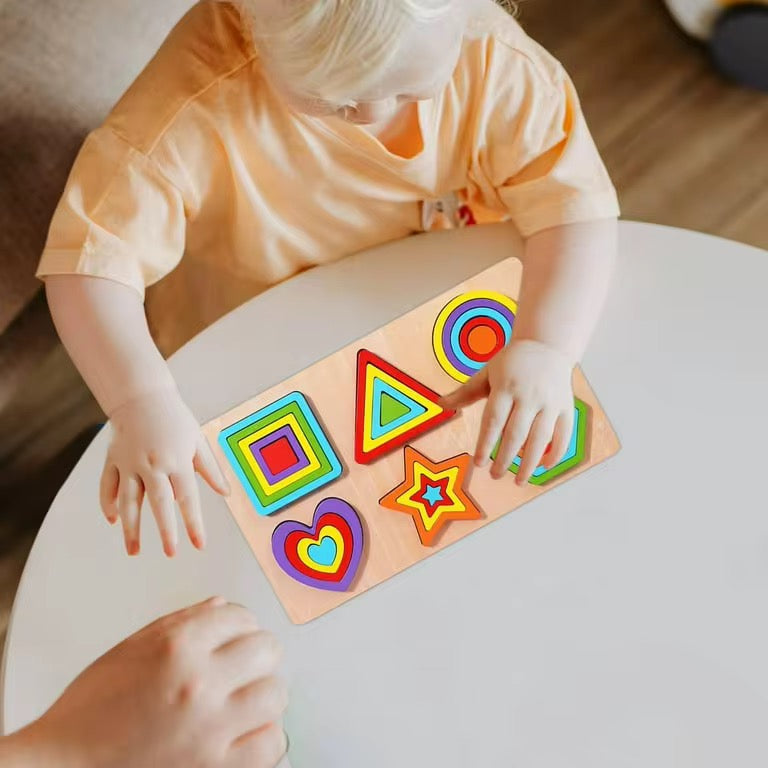 Juego Tablero Figuras Geoméricas en Madera Montessori