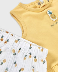 Conjunto Short Piñas Losan Detalle