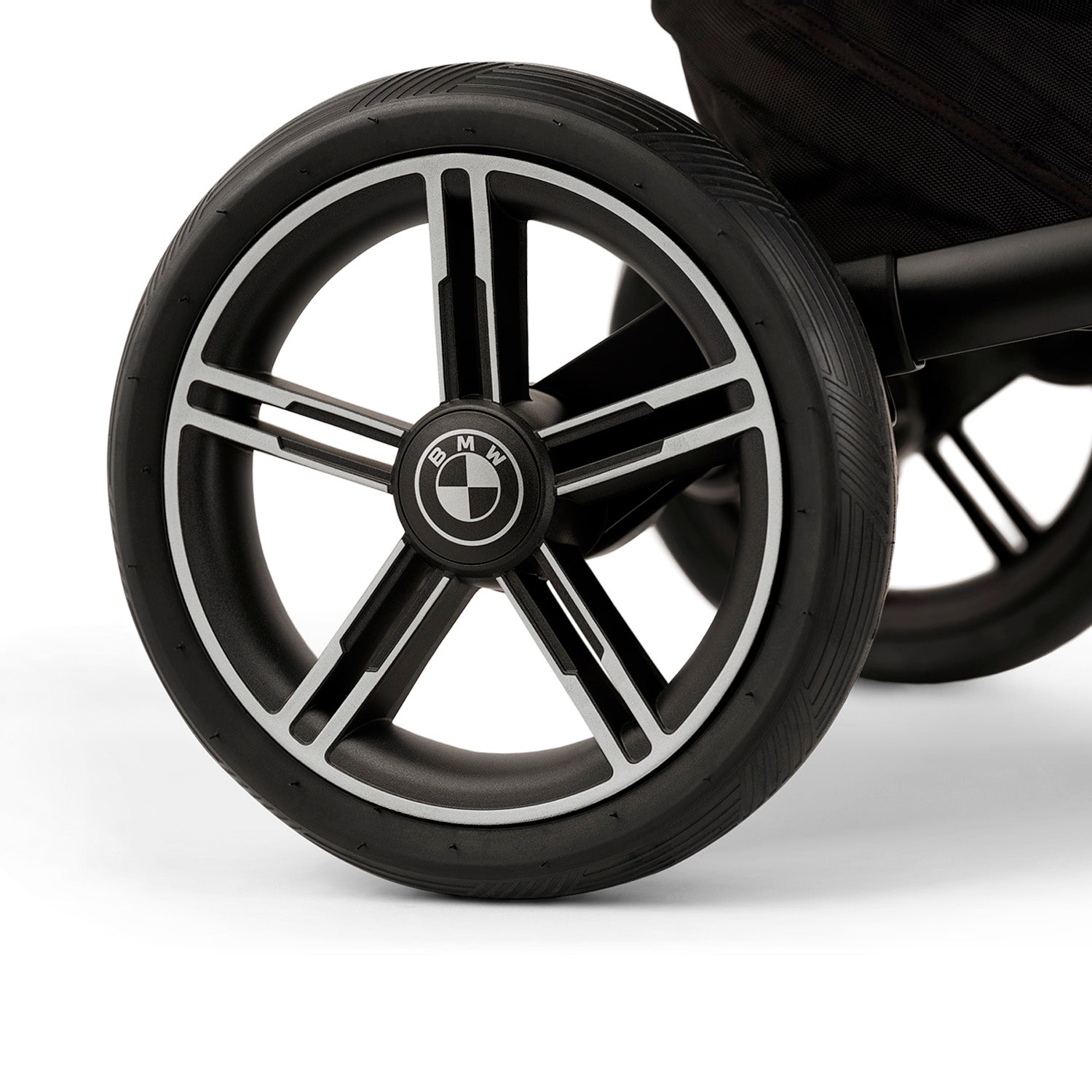 Coche Compacto Mixx Next Element BMW Nuna ruedas