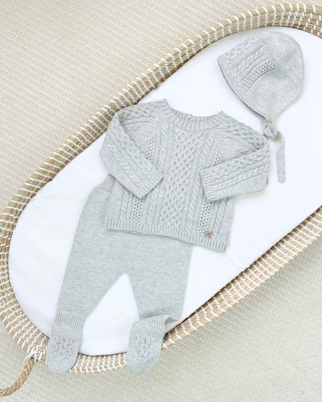 Primer Día Tricot Biscuit Gris  Martín Aranda