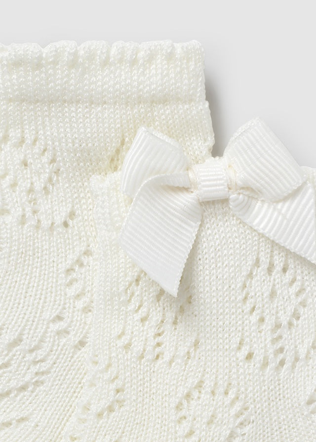 Medias Calado Moño Natural Mayoral detalle