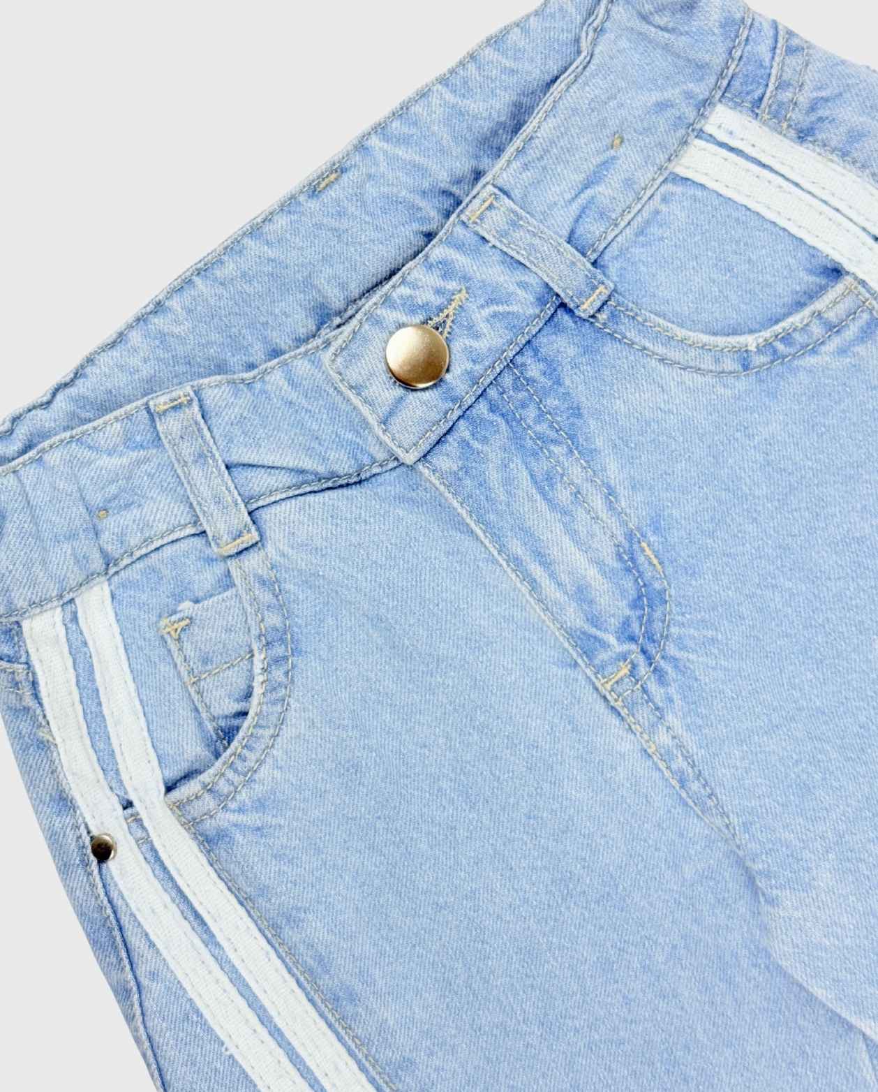 Pantalón Cargo Denim Claro Diseño