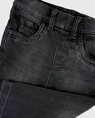 Pantalón Over Denim Negro Medio Detalle