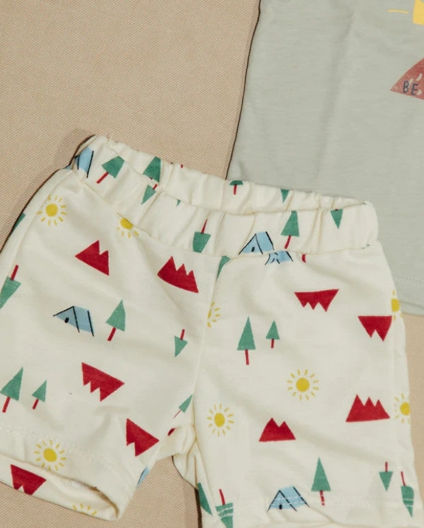 Conjunto Bermuda Figuras Sol Detalle