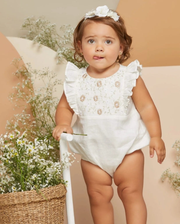 Mameluco Bordado Flores Marfil Romeo 