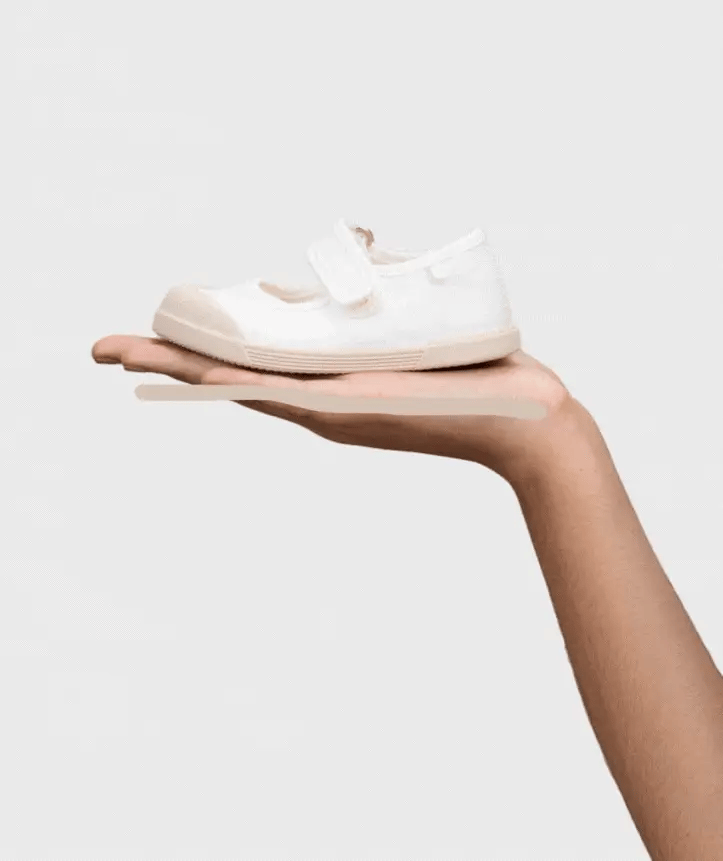 Tenis Lona Mercedes Blanco Igor Modelo