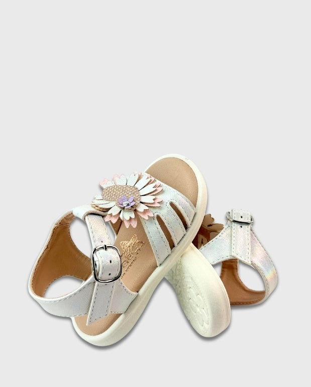 Sandalias Detalle Corazón Blanco Fashion