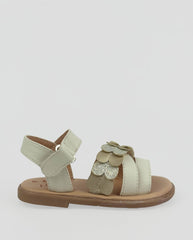 Sandalias Corazones Brillos Crema Niñas