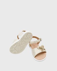 Sandalias Detalle Mariposa Dorado suela