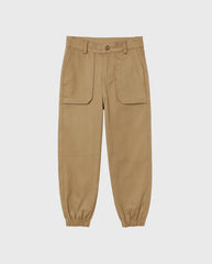 Conjunto Camiseta Negra Cargo Café Diseño