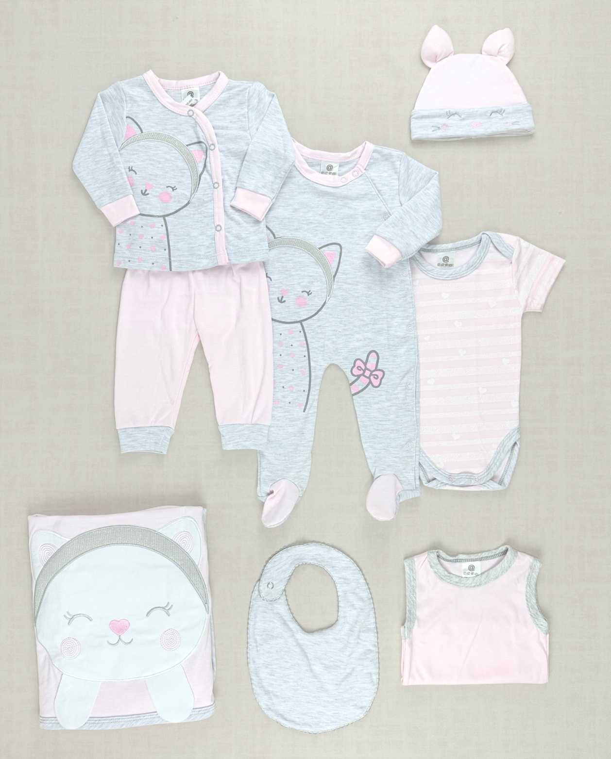 Set Primer Día Gata Corazón Gris