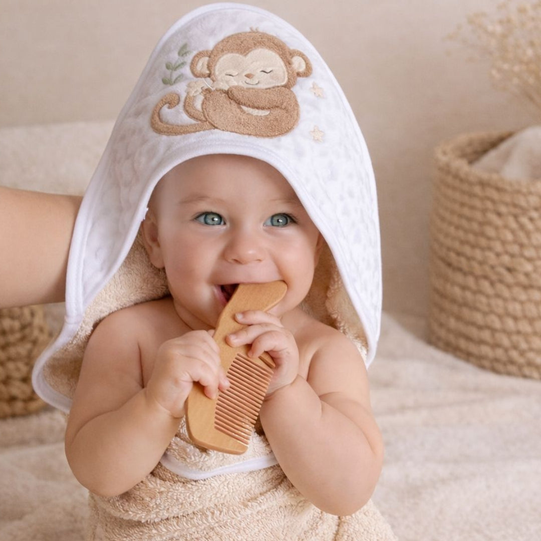Toalla Con Capota y Babitas Bordado Surtido Beige bebe