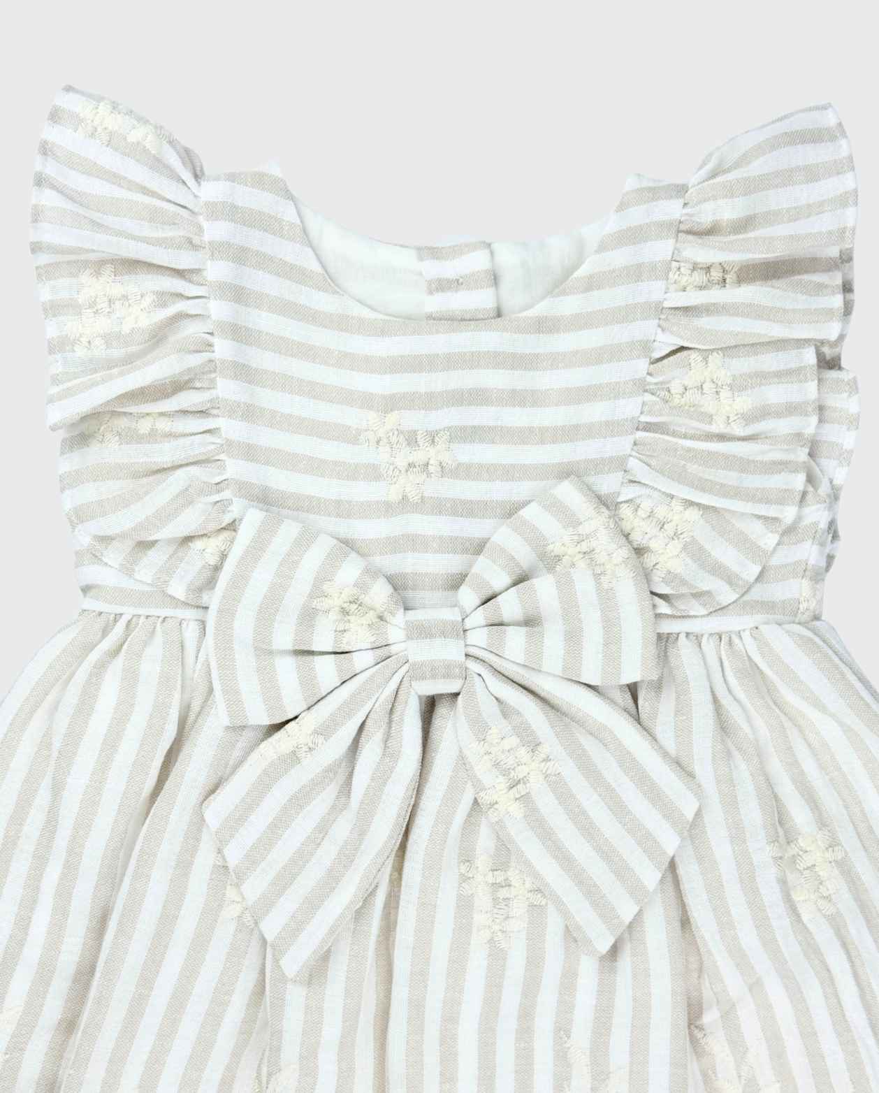 Vestido Moño Flores Bordado Beige Detalles