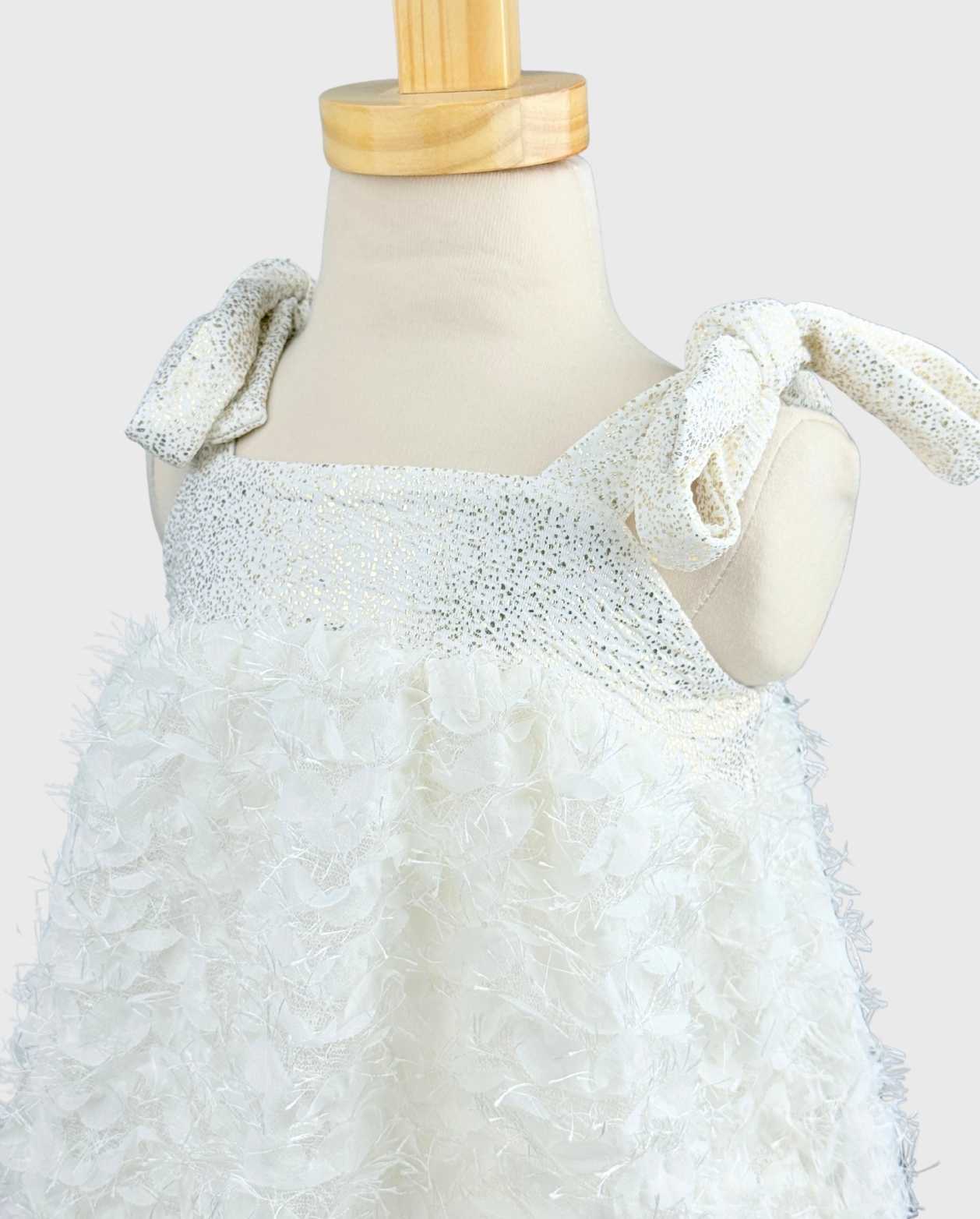 Vestido Plumita Lazo Detalle