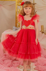 Vestido infantil rojo con corazón bordado