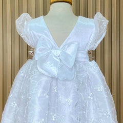 Vestido Seda Bordado Flores Blanco detalle