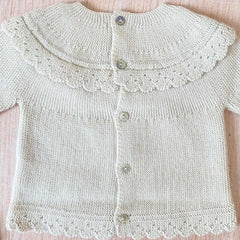 Primer Dia Tricot Moño Beige Martin Aranda Botones