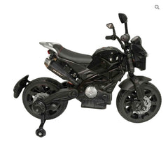 Detalle de diseño de moto infantil recargable