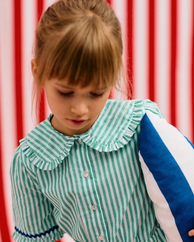 Blusa Rayas Volantes Verde Zippy Modelo