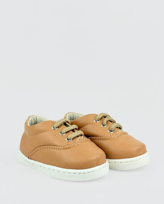 Zapato Con Cordones Color Miel