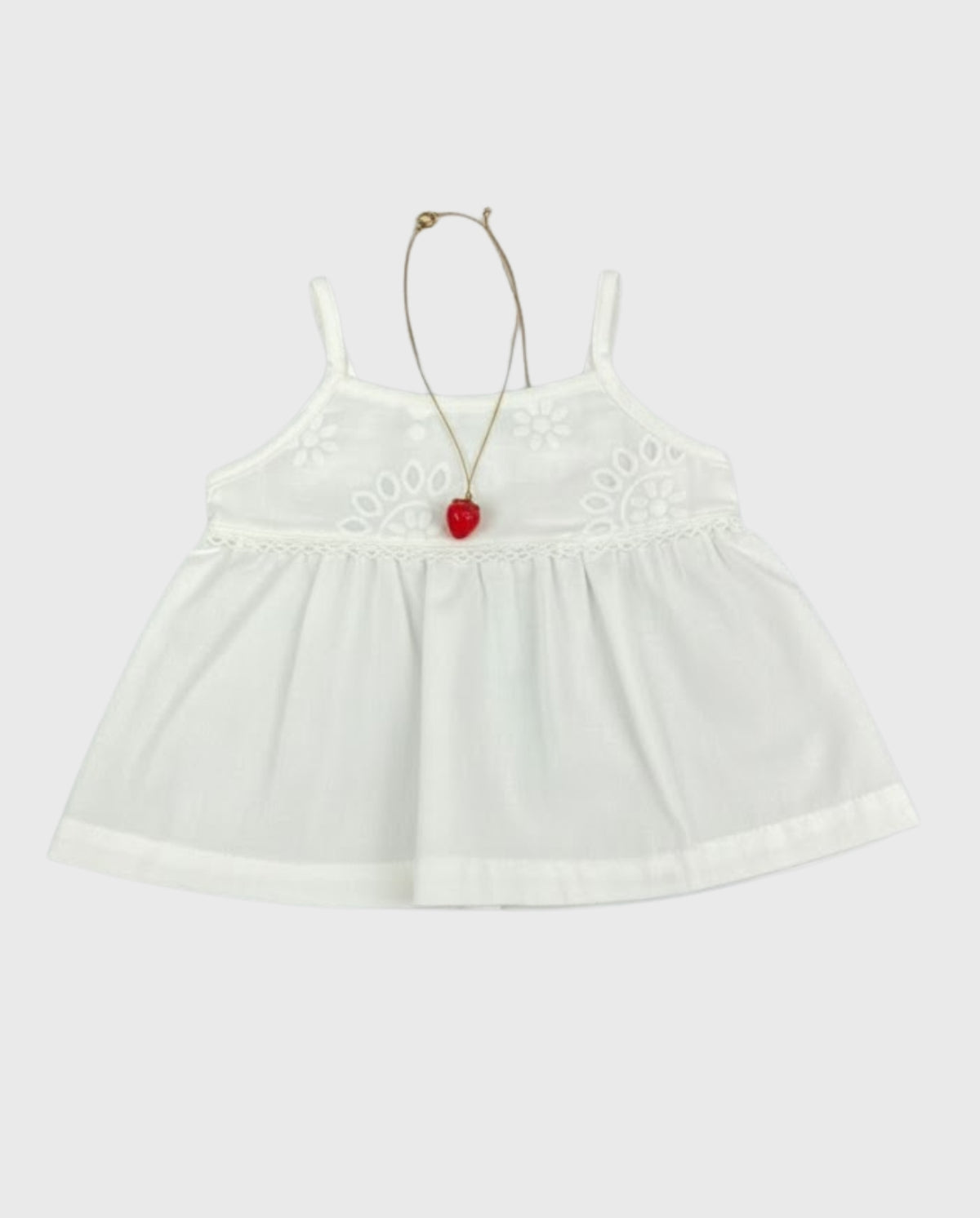 Blusa Pecho Bordado Collar De Fresa