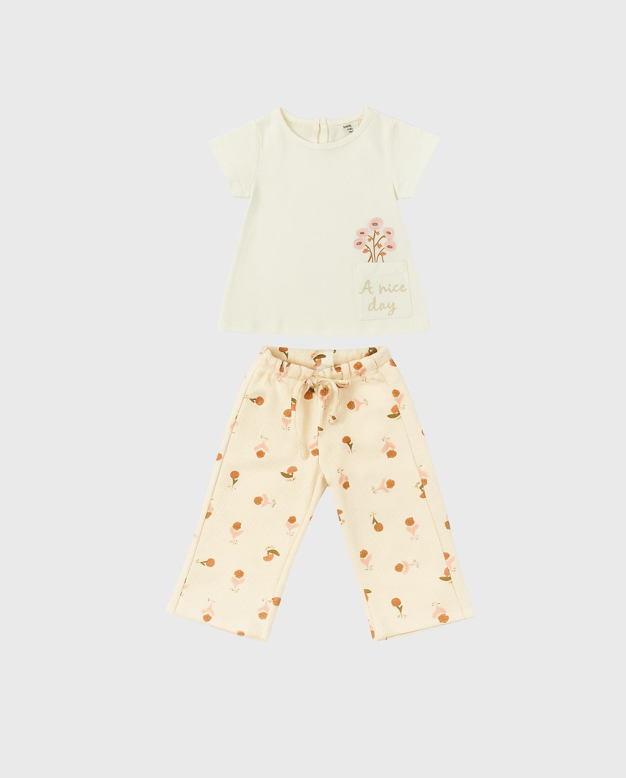 Conjunto Pantalón Estampado Flores