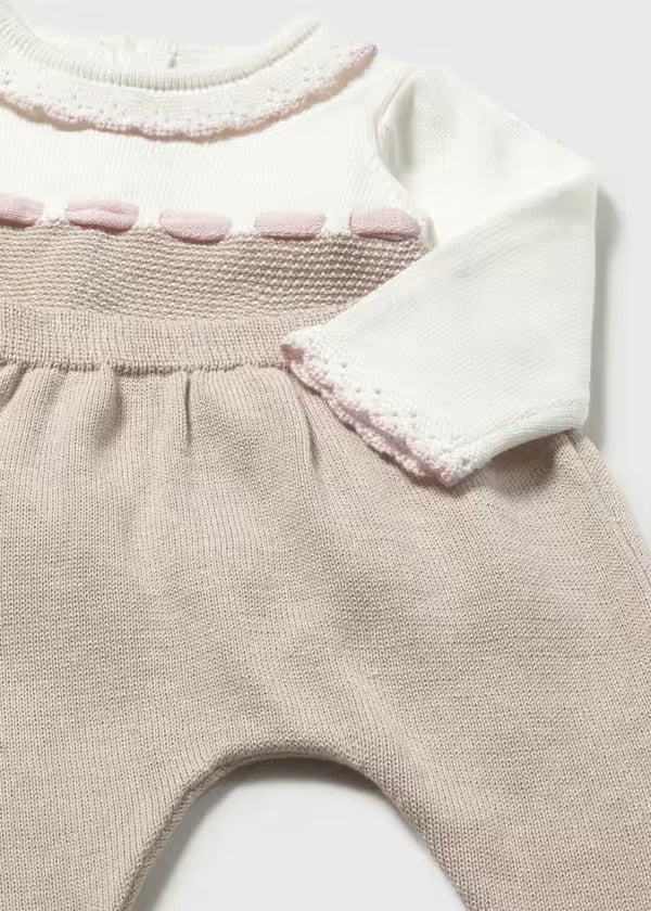 Primer Día Tricot Cuello Puntos Beige Mayoral diseño