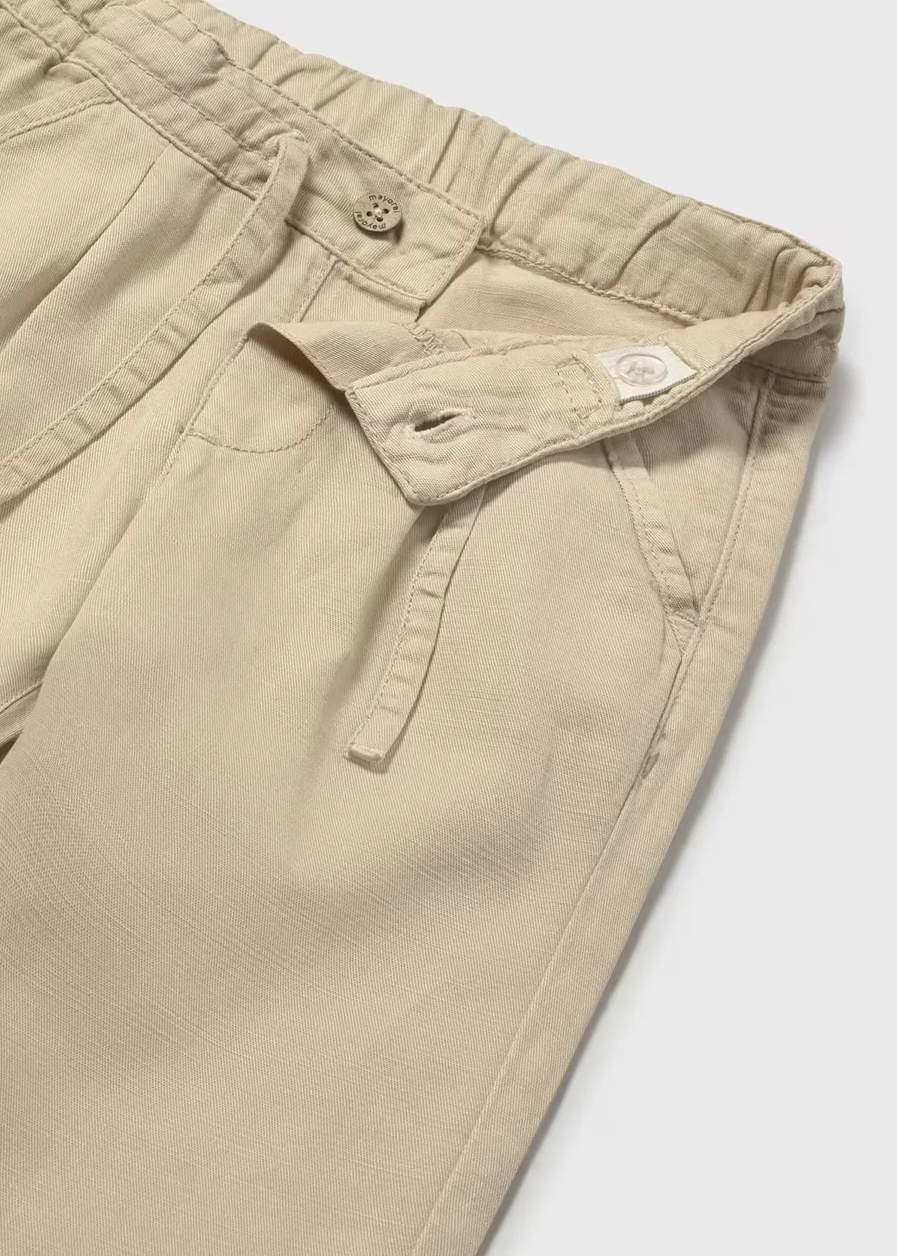 Pantalón Lino Relaxed Beige Mayoral MODELO
