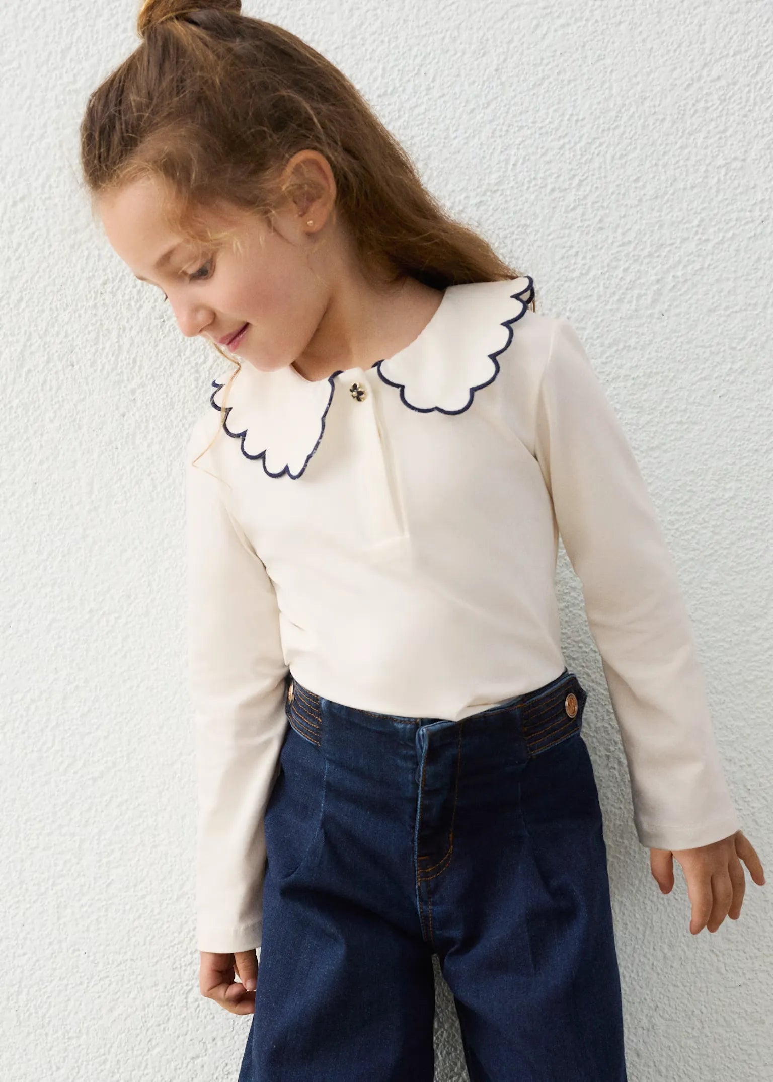 Blusa Manga Larga Detalle Cuello Blanco Mayoral modelo 