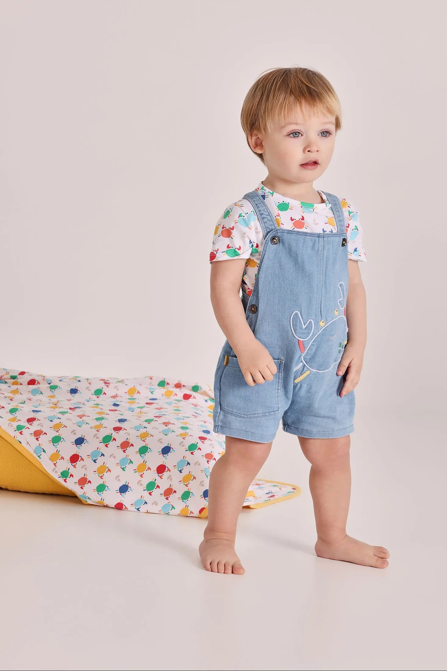 Conjunto Overol Cangrejo Denim Boboli modelo
