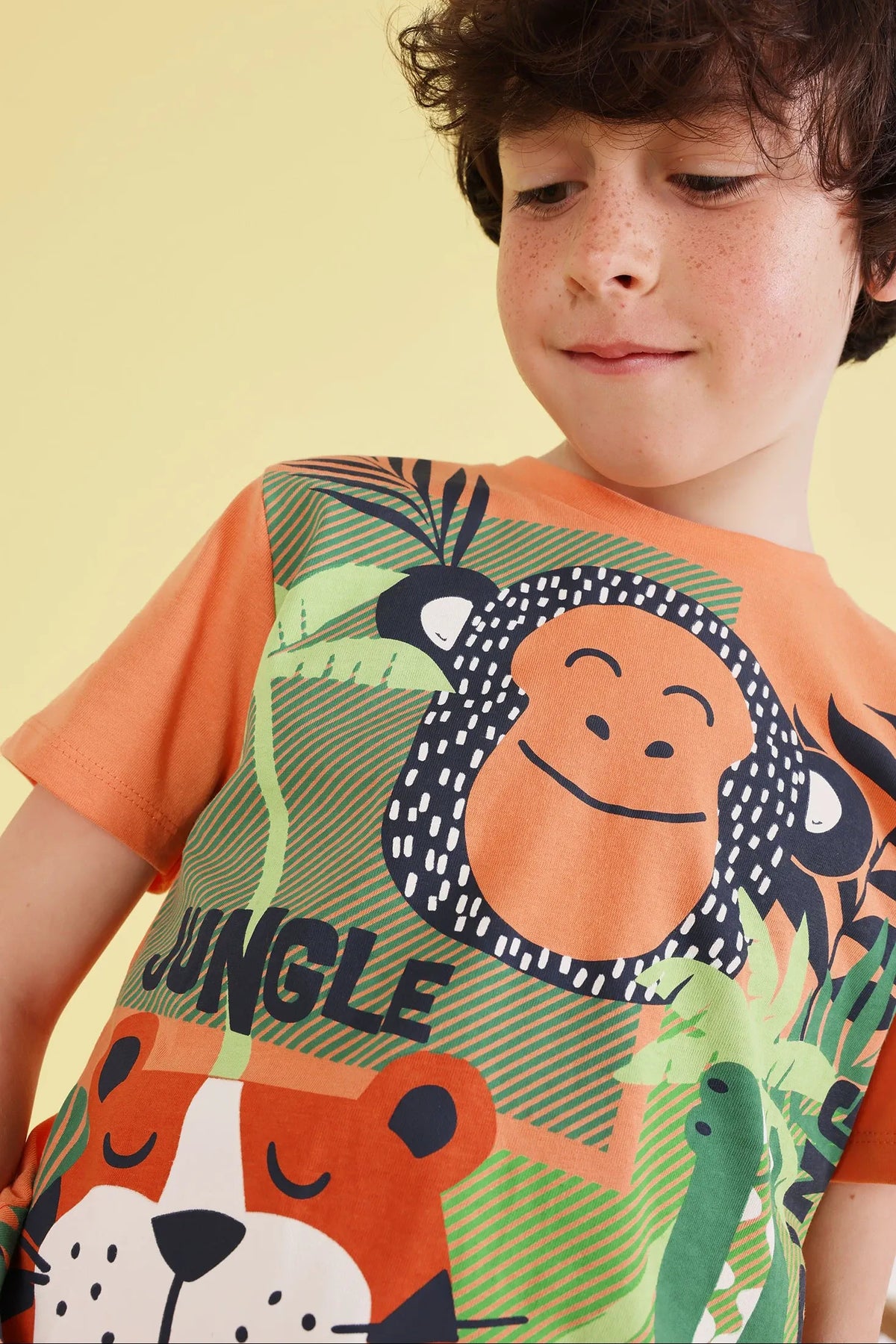 Camiseta Estampado Jungla Animales Naranja Boboli MODELO