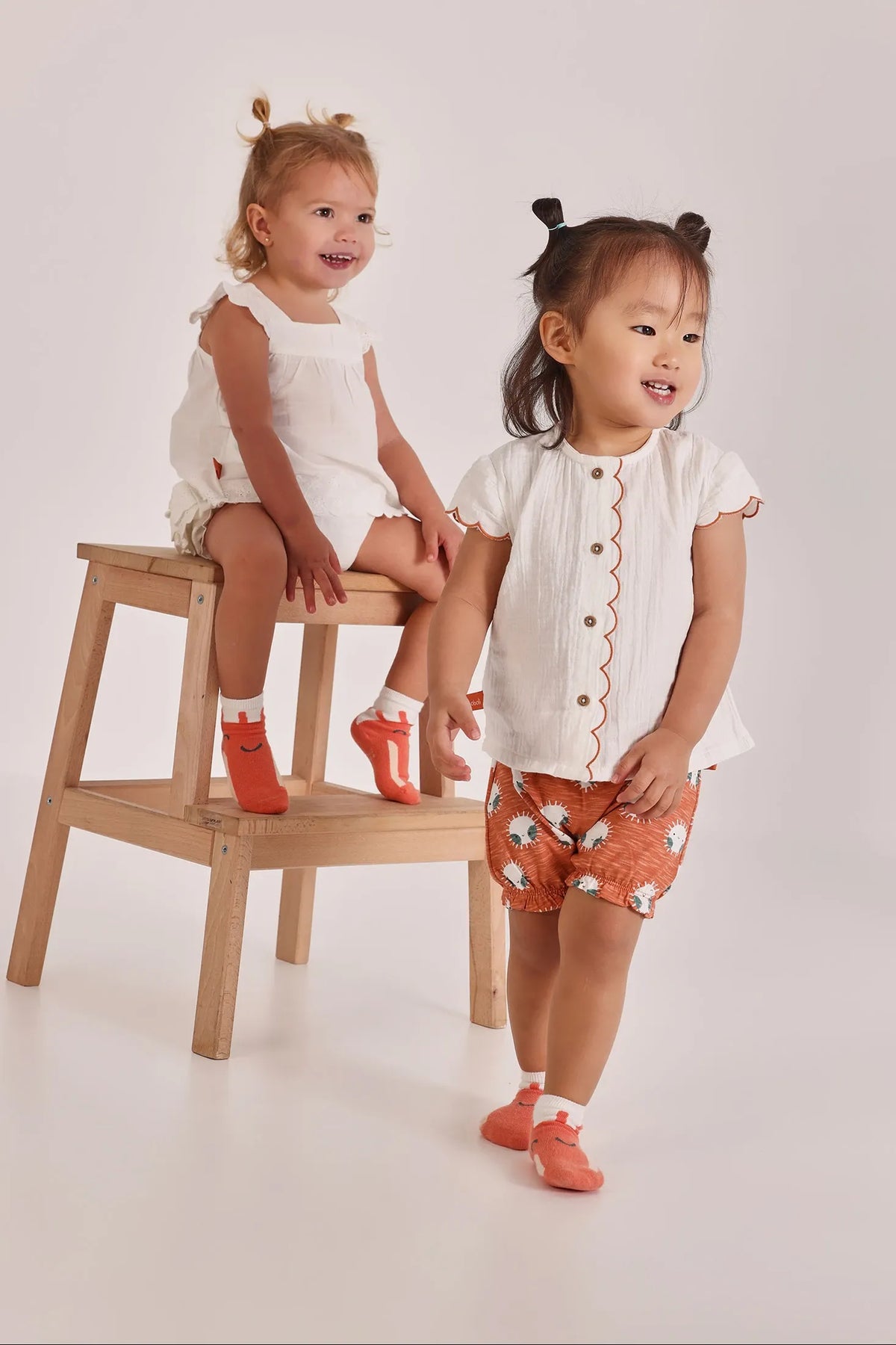 Conjunto Short Estampado Sol Boboli modelo