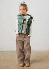 Pantalon Sagra Gofre Café Mayoral Modelo