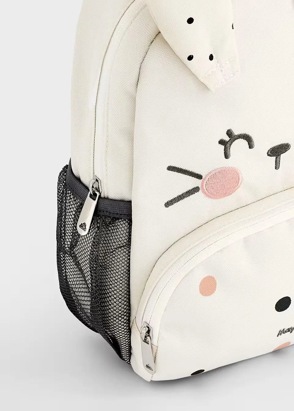 Mochila Guarderia Conejo Blanco Mayoral Detalle
