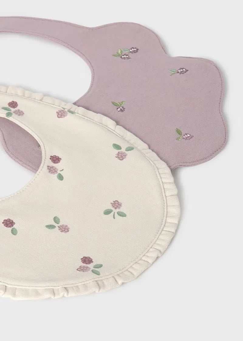Set 2 Baberos Impermeables Lila Mayoral Detalle
