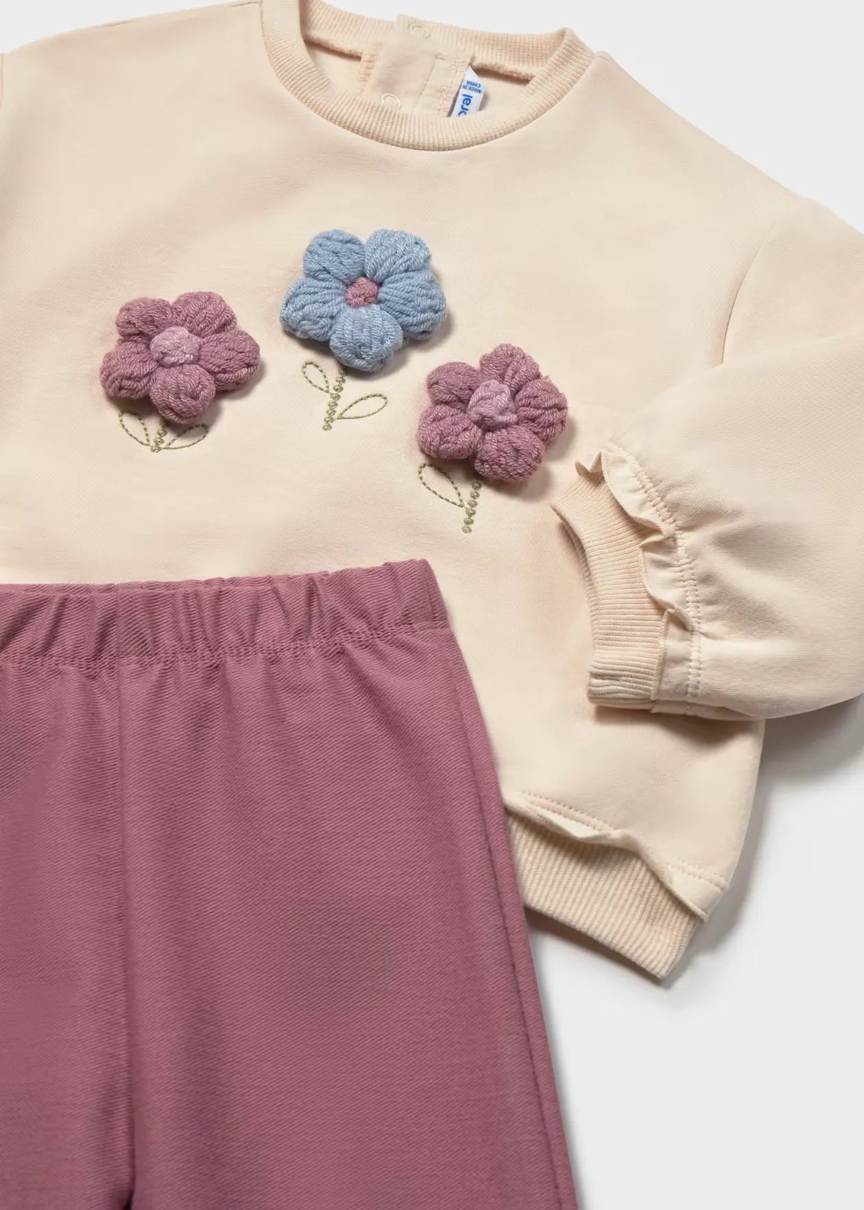 Conjunto Pantalon Bordado Flores Violeta Mayoral Detalle